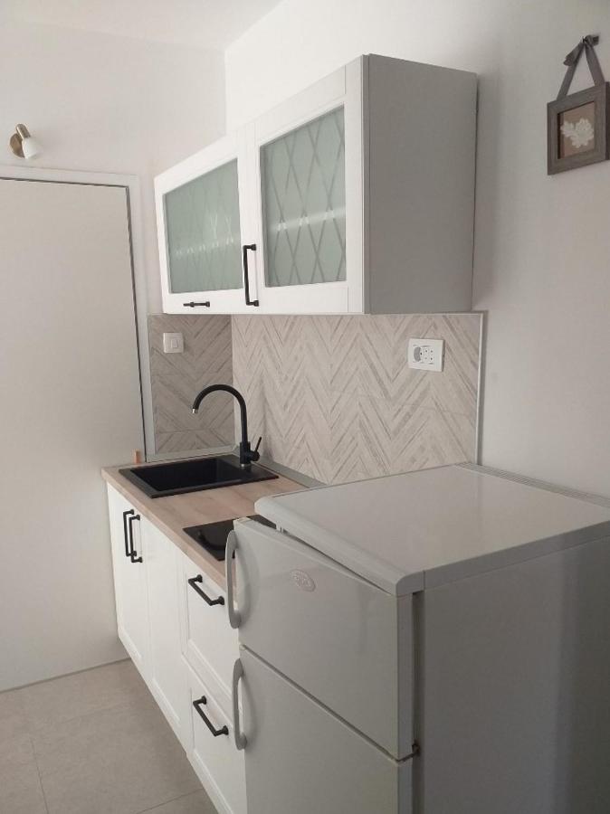 Apartmani Tina Jelsa  Bagian luar foto