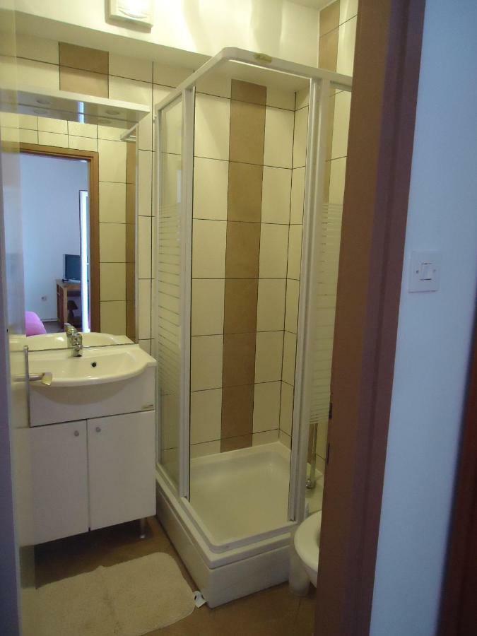 Apartmani Tina Jelsa  Bagian luar foto